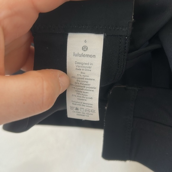 Lululemon Stash It All Bra Black size 6 C/D - Picture 7 of 9